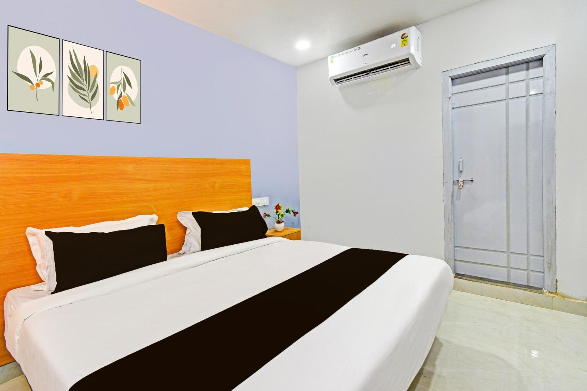 Hotel O Rbs Square Inn Uppal Haïdarabad Extérieur photo