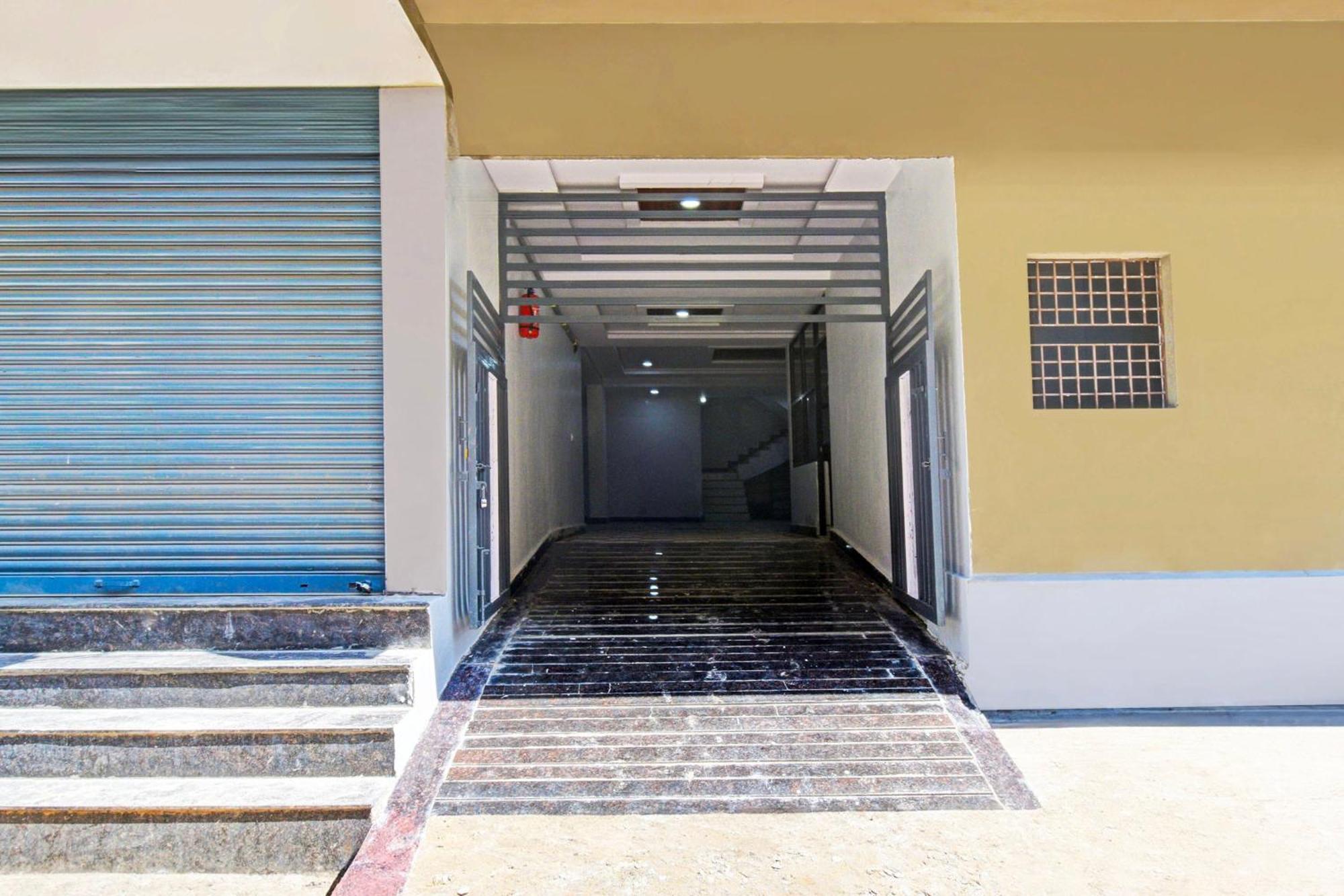 Hotel O Rbs Square Inn Uppal Haïdarabad Extérieur photo